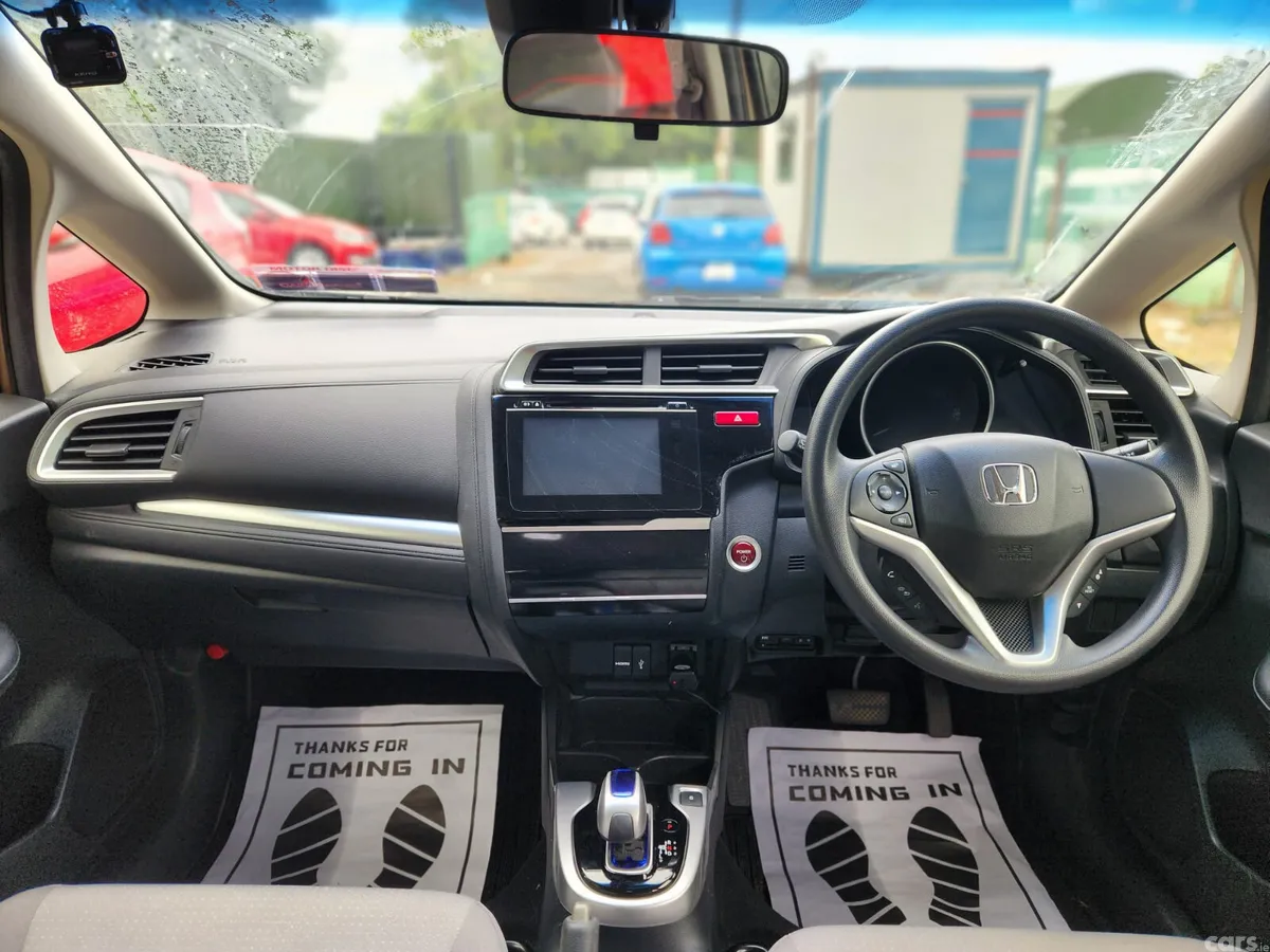 Honda Fit Hatchback, Petrol Hybrid, 2014, Gold
