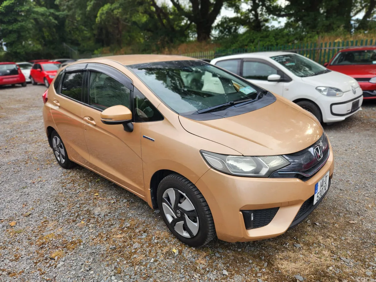 Honda Fit Hatchback, Petrol Hybrid, 2014, Gold