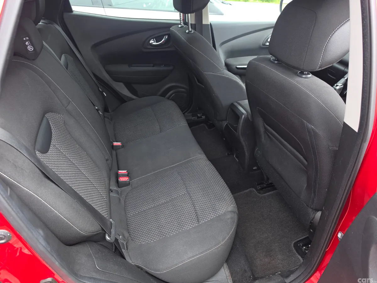 Renault Kadjar SUV, Diesel, 2017, Red