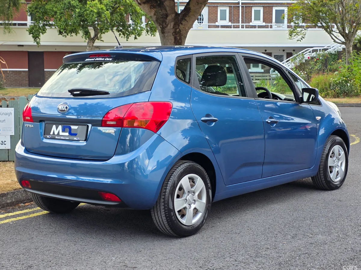Kia Venga MPV, Petrol, 2014, Blue
