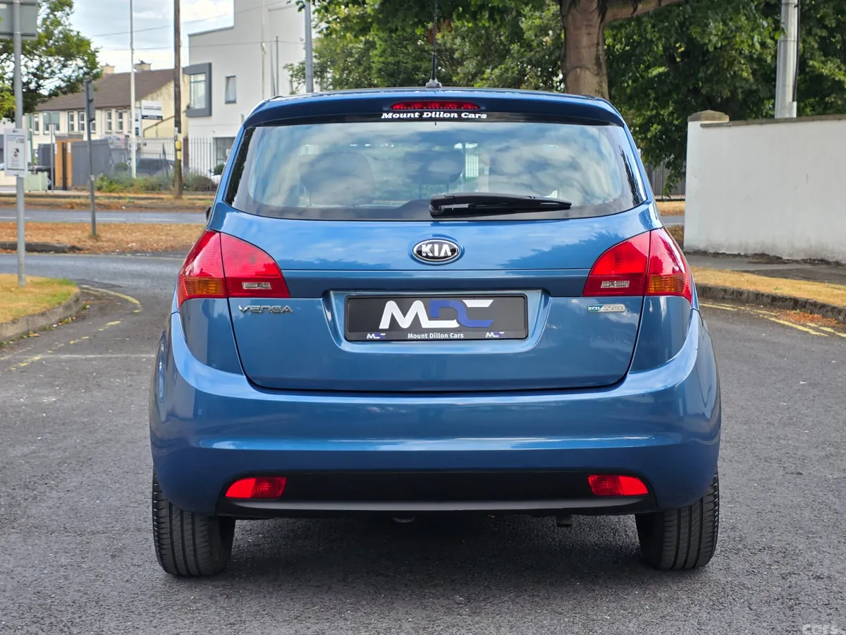 Kia Venga MPV, Petrol, 2014, Blue