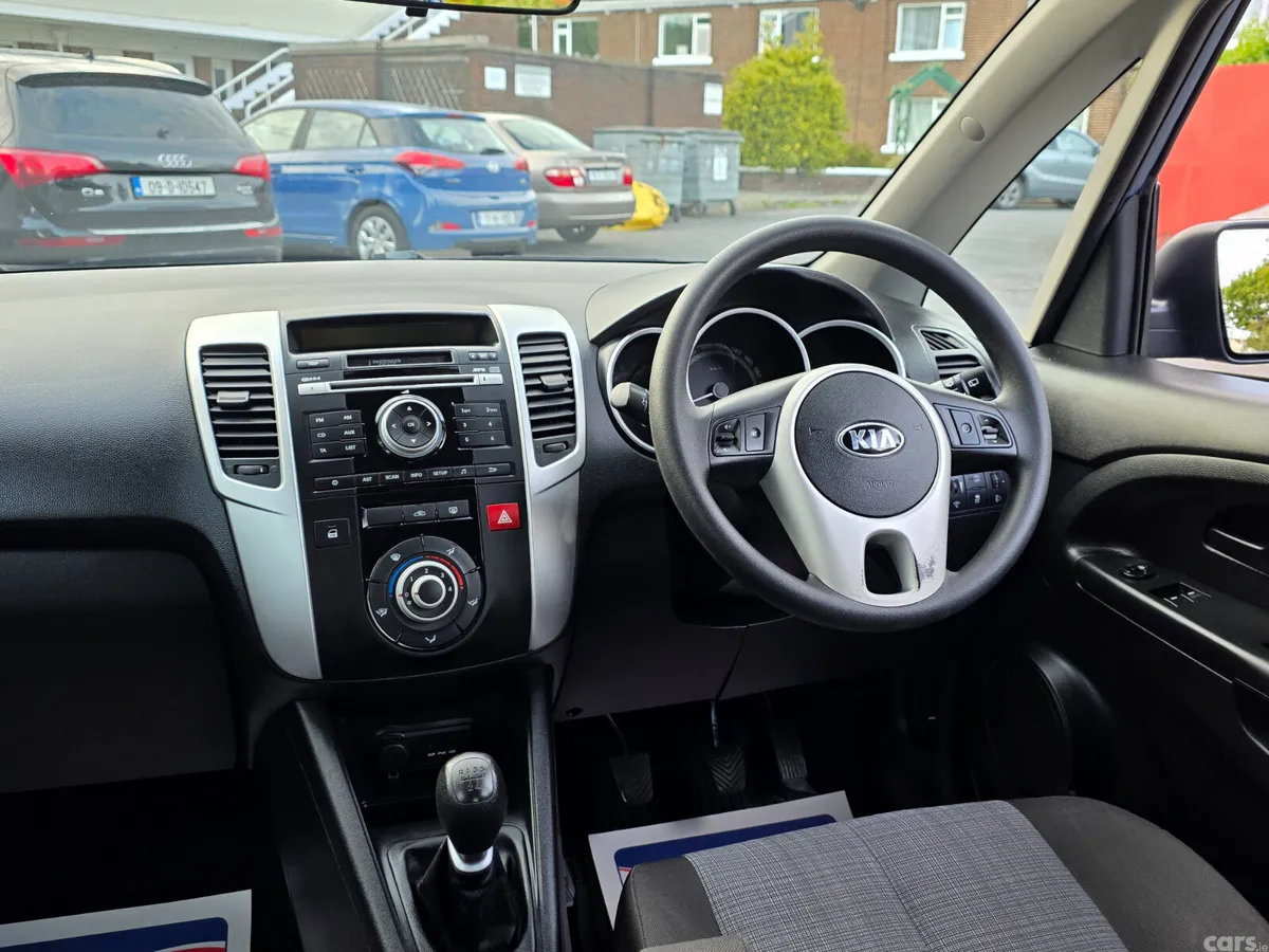 Kia Venga MPV, Petrol, 2014, Blue