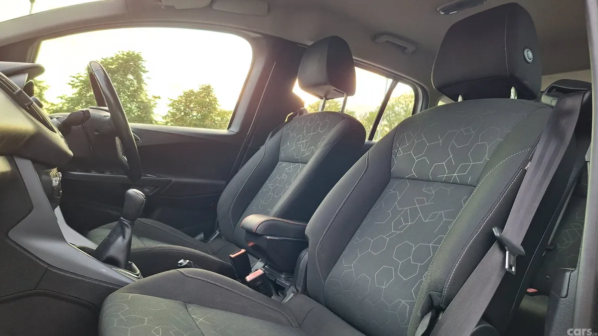 Ford B-Max Hatchback, Diesel, 2015, Silver