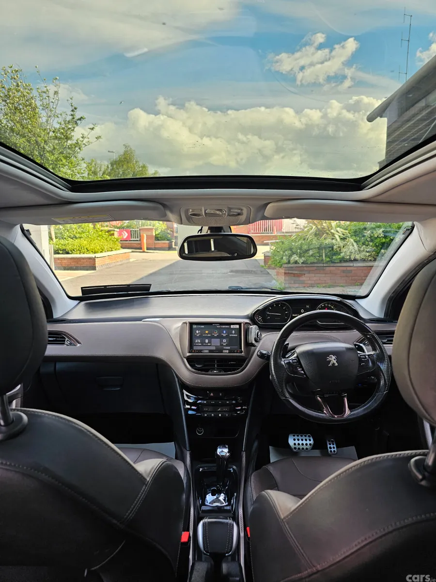 Peugeot 2008 Estate, Petrol, 2014, Grey