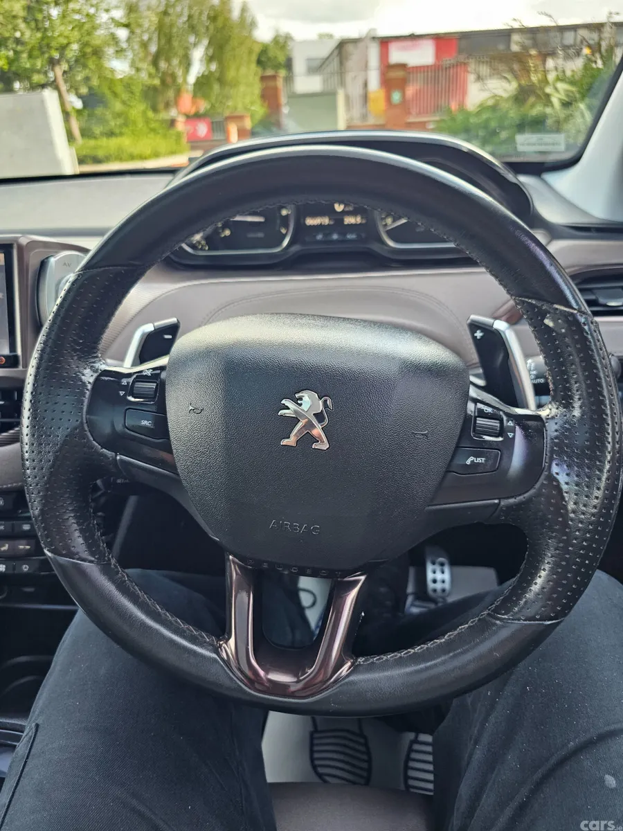 Peugeot 2008 Estate, Petrol, 2014, Grey
