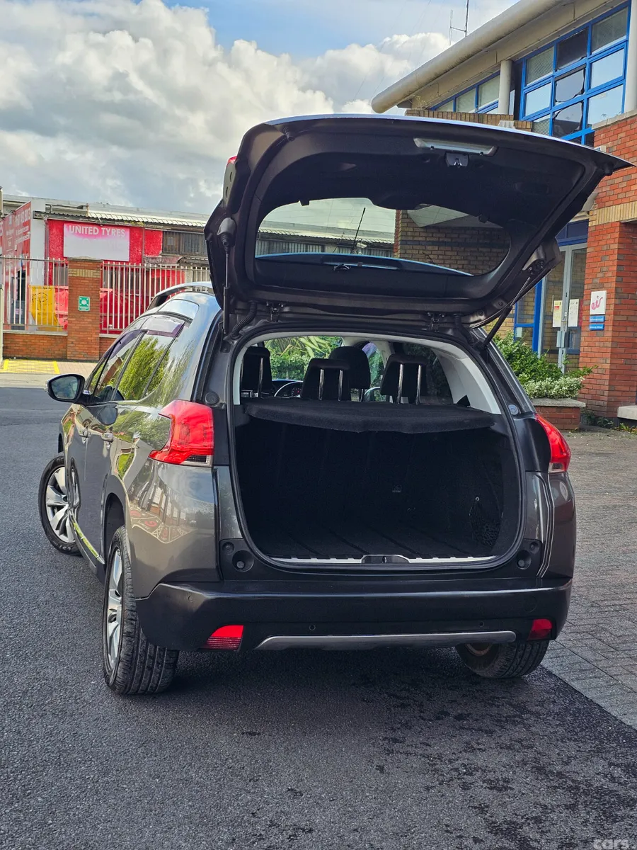 Peugeot 2008 Estate, Petrol, 2014, Grey