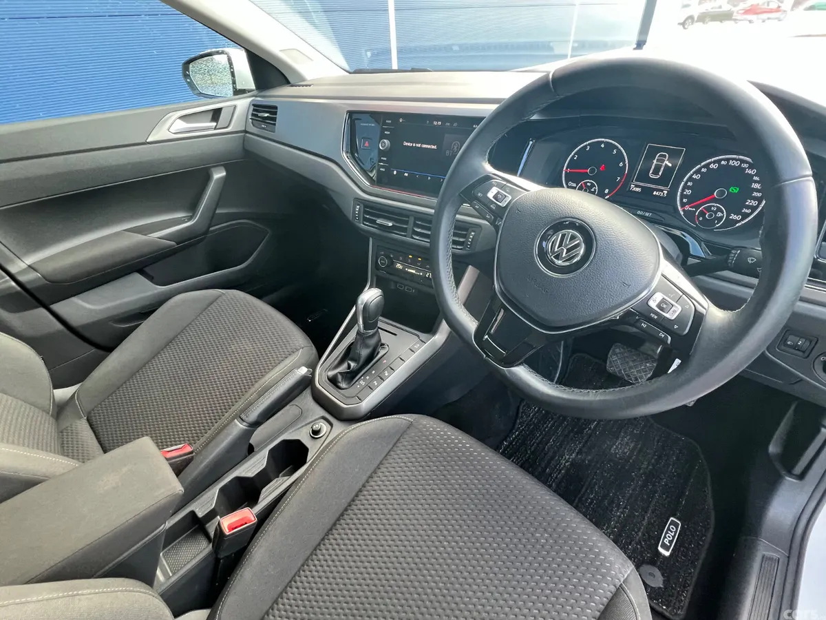Volkswagen Polo Hatchback, Petrol, 2018, White