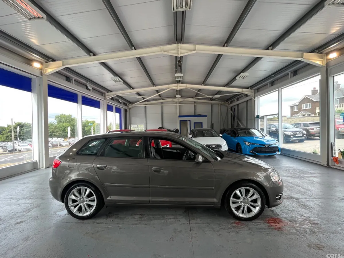 Audi A3 Hatchback, Diesel, 2012, Grey