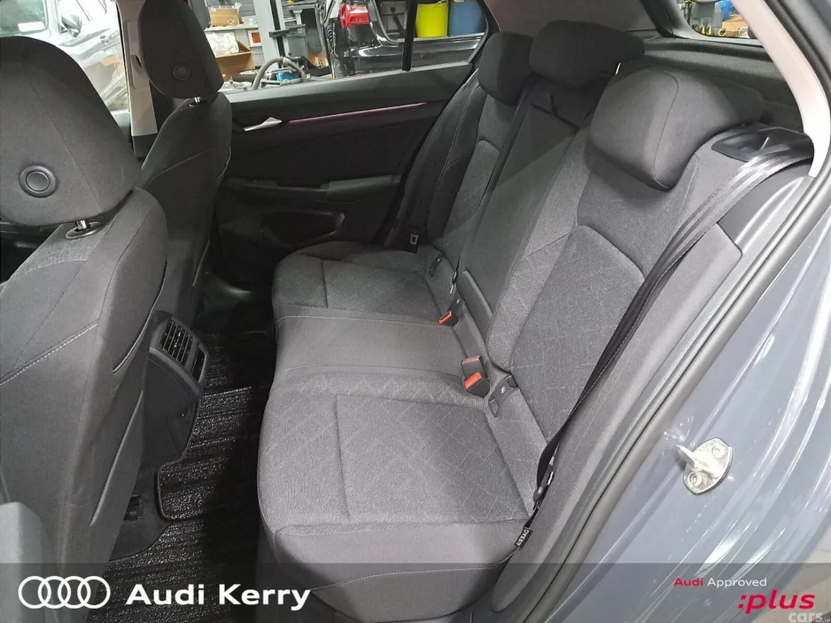 Volkswagen Golf Other, Petrol, 2023, 