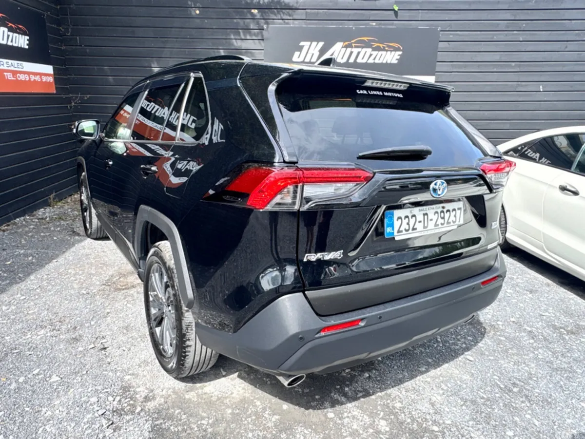 Toyota RAV4 MPV, Petrol Hybrid, 2023, Black