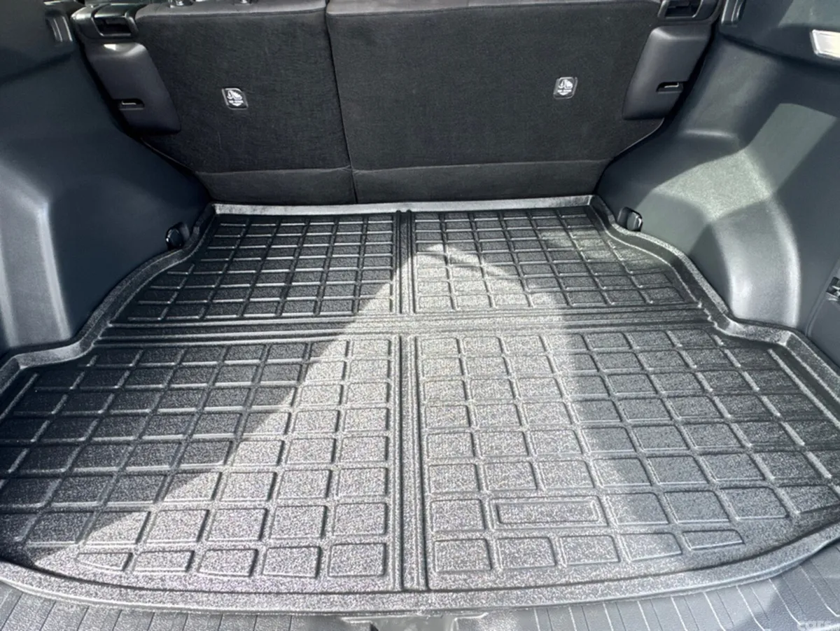 Toyota RAV4 MPV, Petrol Hybrid, 2023, Black