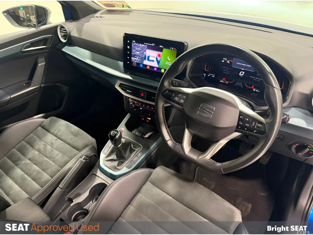 SEAT Arona Hatchback, Petrol, 2024, Blue