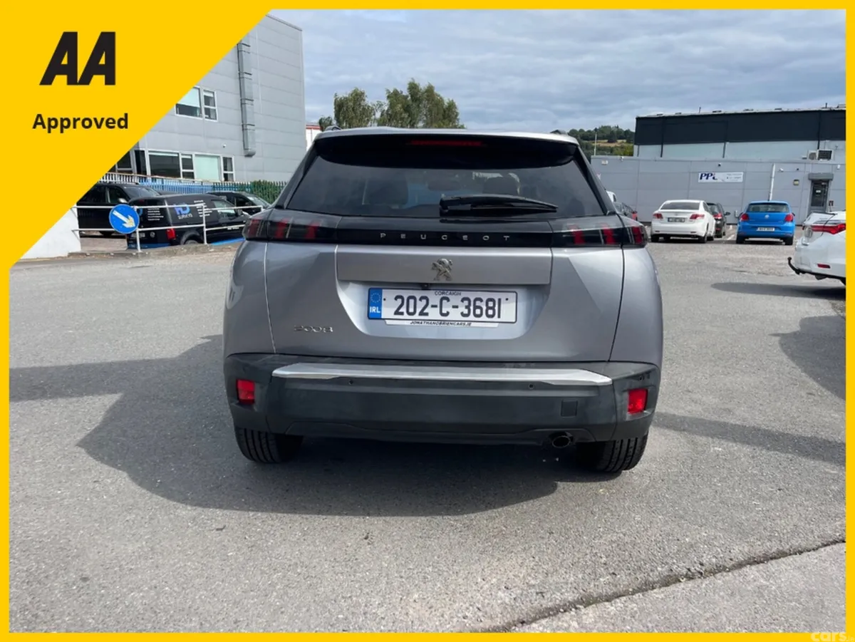 Peugeot 2008 MPV, Petrol, 2020, Grey