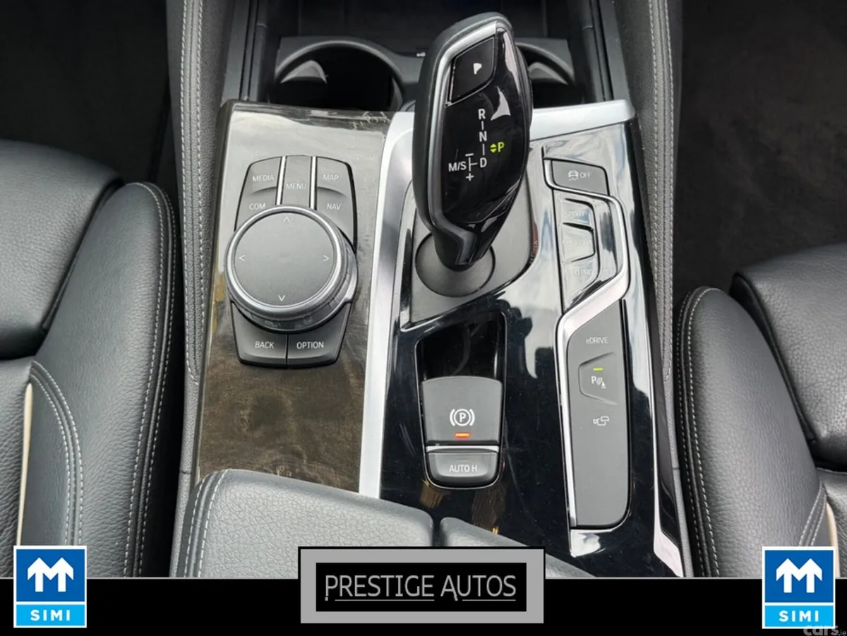 BMW 5-Series Saloon, Petrol Plug-in Hybrid, 2017, Black