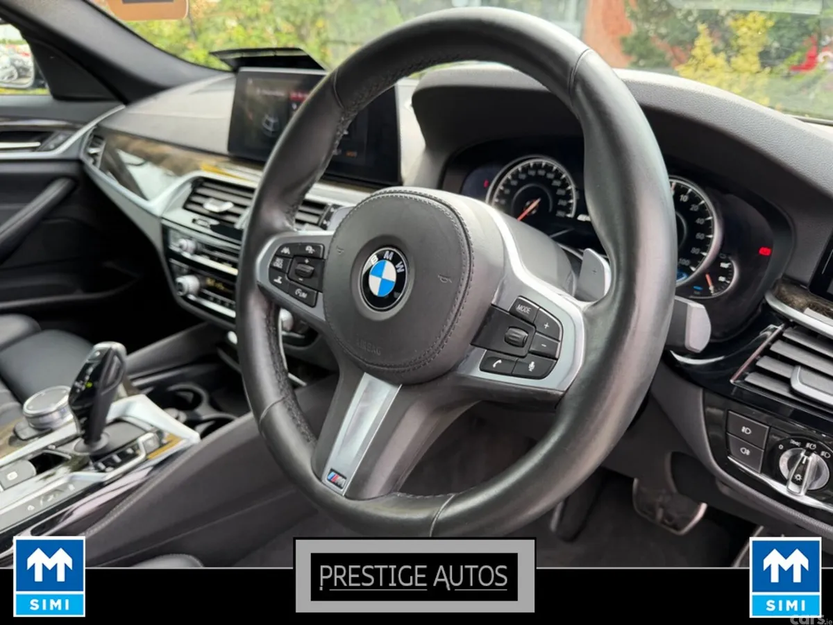 BMW 5-Series Saloon, Petrol Plug-in Hybrid, 2017, Black