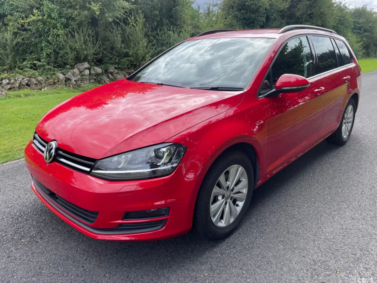 Volkswagen Golf Estate, Petrol, 2015, Red