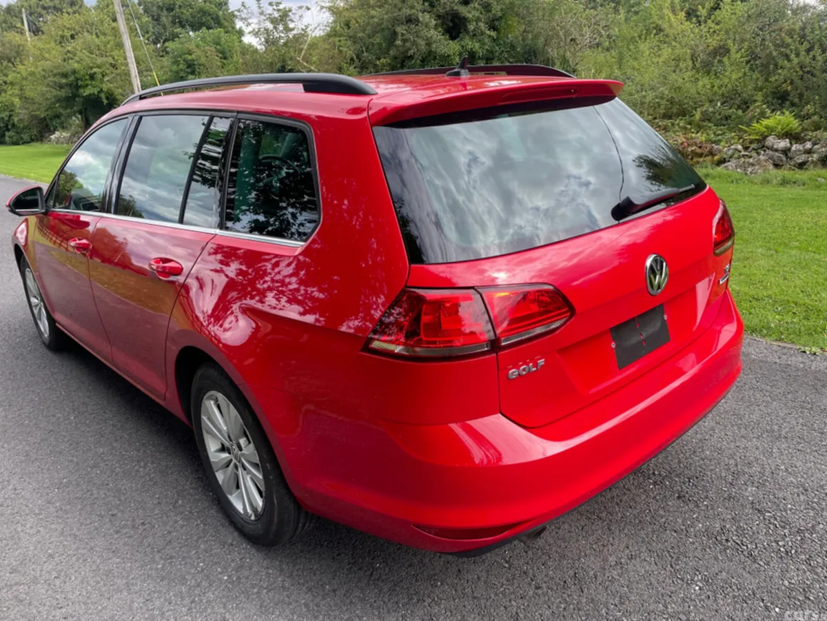 Volkswagen Golf Estate, Petrol, 2015, Red