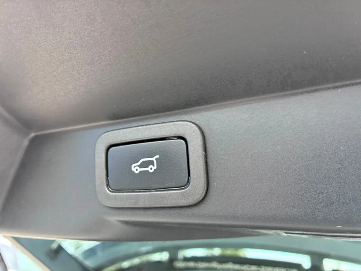 Land Rover Range Rover Sport SUV, Petrol Plug-in Hybrid, 2021, Red