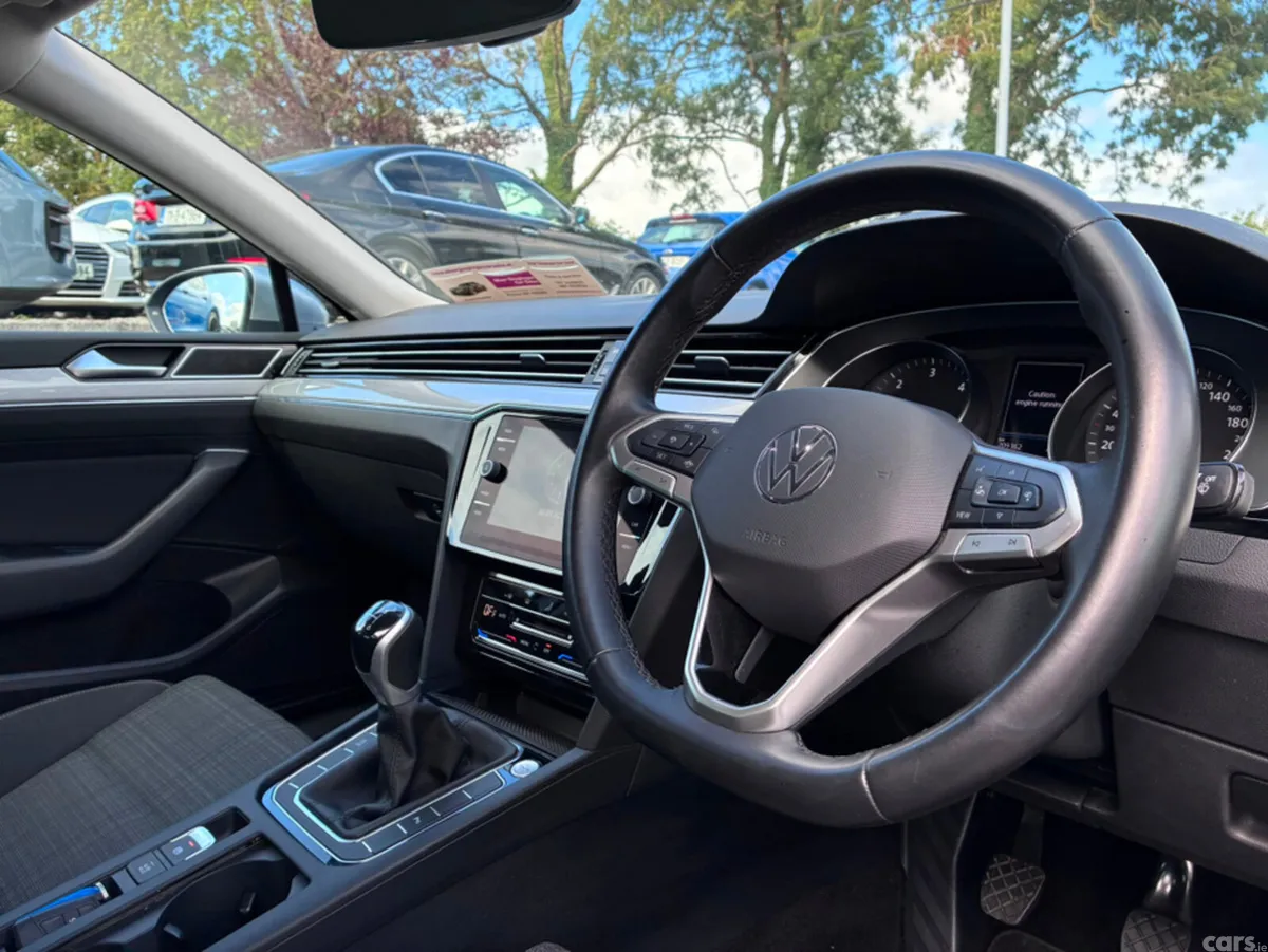 Volkswagen Passat Saloon, Diesel, 2022, Grey