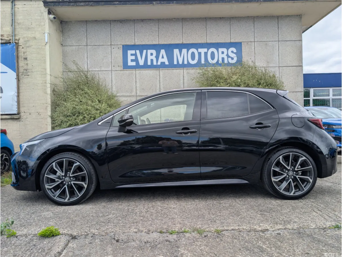 Toyota Corolla Hatchback, Petrol Hybrid, 2025, Black
