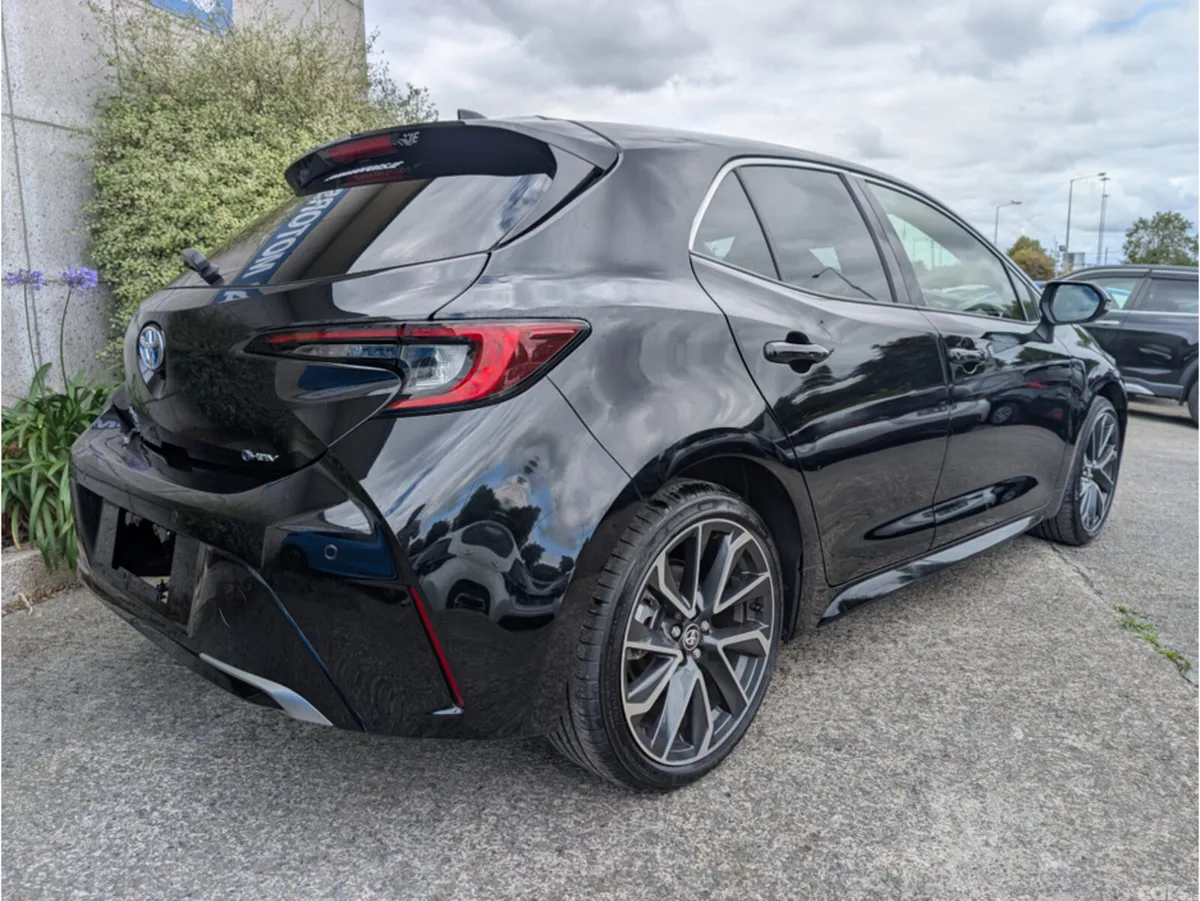 Toyota Corolla Hatchback, Petrol Hybrid, 2025, Black