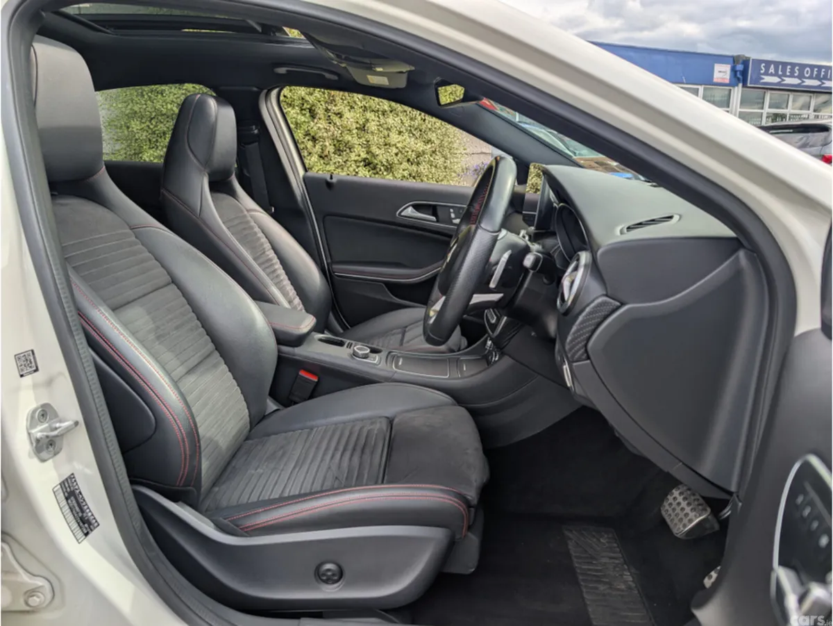 Mercedes-Benz A-Class Hatchback, Petrol, 2017, White
