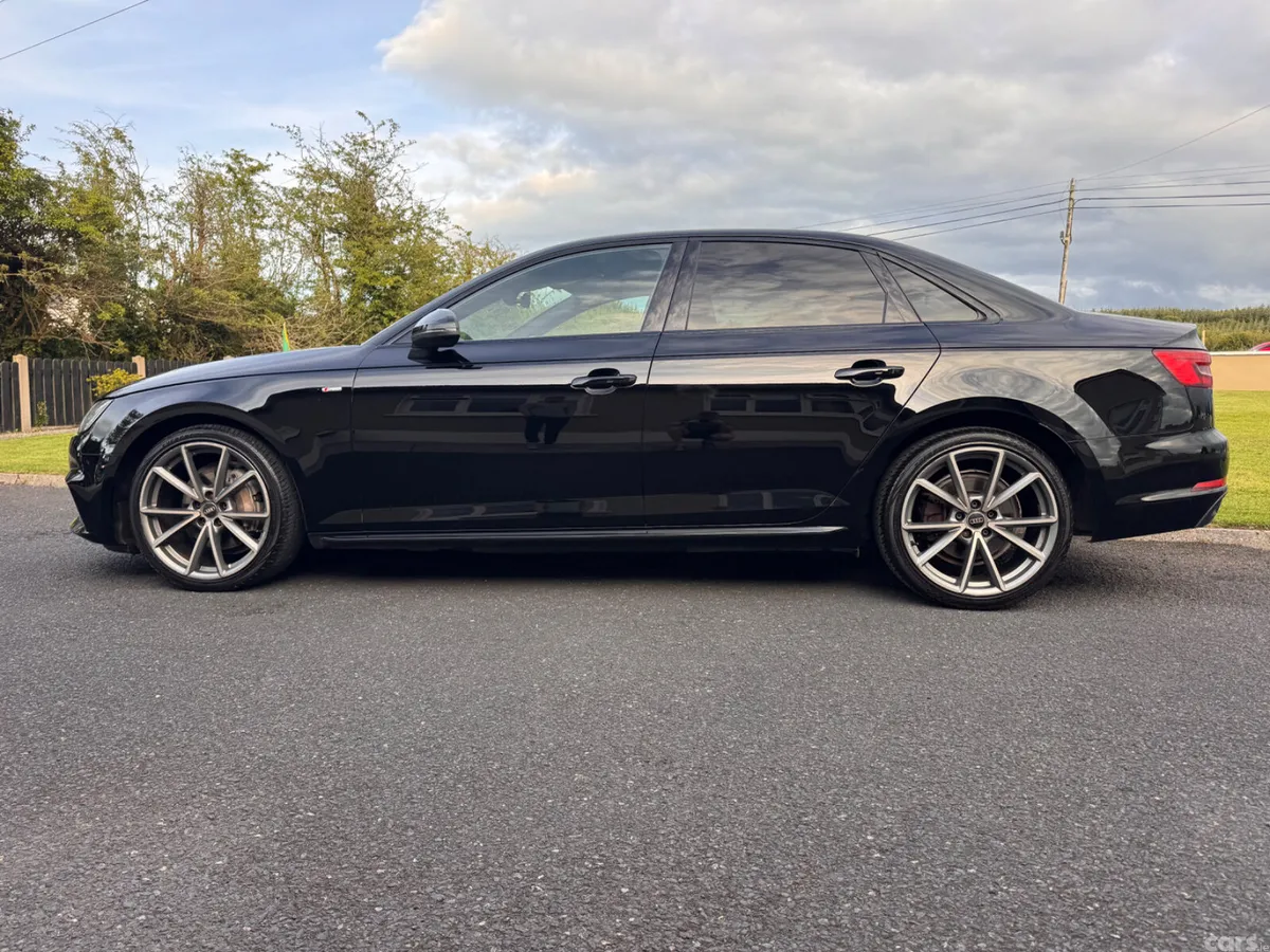 Audi A4 Saloon, Diesel, 2017, Black