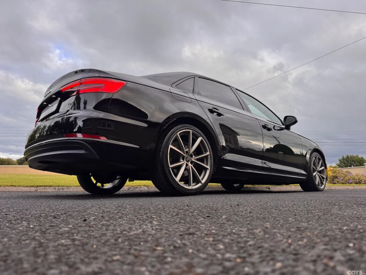 Audi A4 Saloon, Diesel, 2017, Black