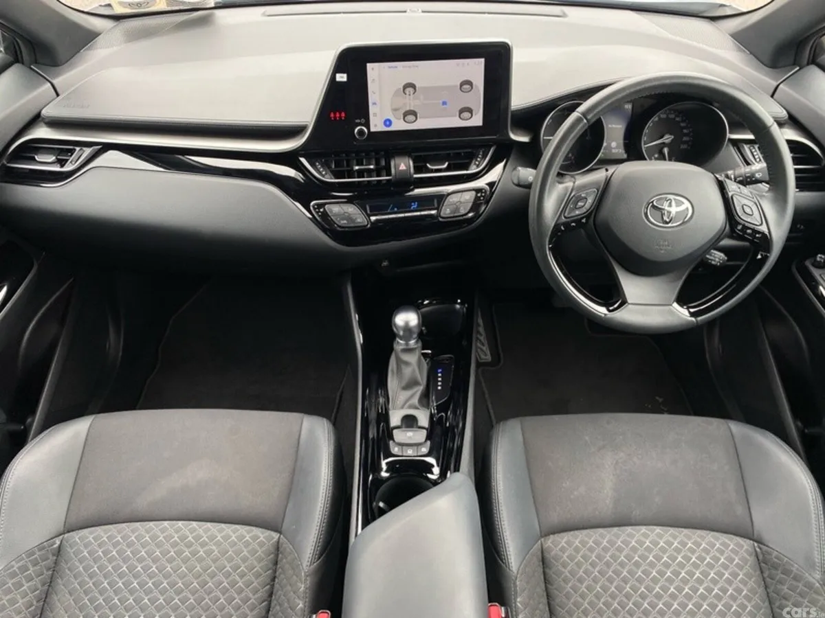 Toyota C-HR SUV, Petrol Hybrid, 2023, Grey