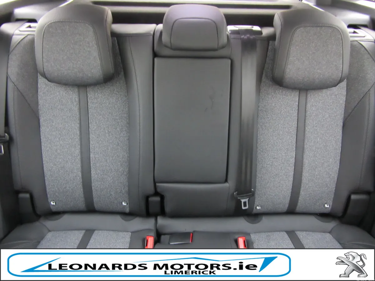 Peugeot 3008 MPV, Diesel, 2019, Grey