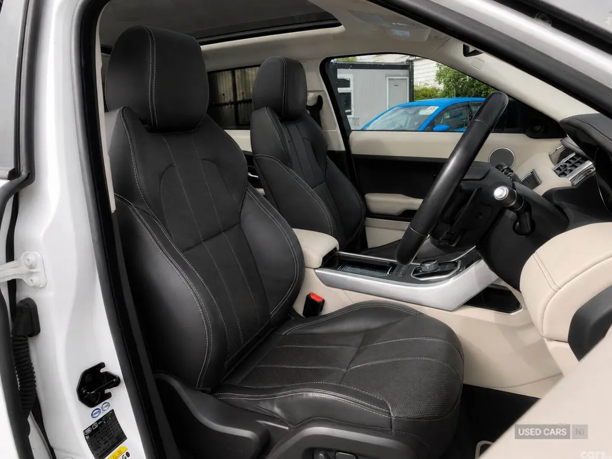 Land Rover Range Rover Evoque , Petrol, 2014, White
