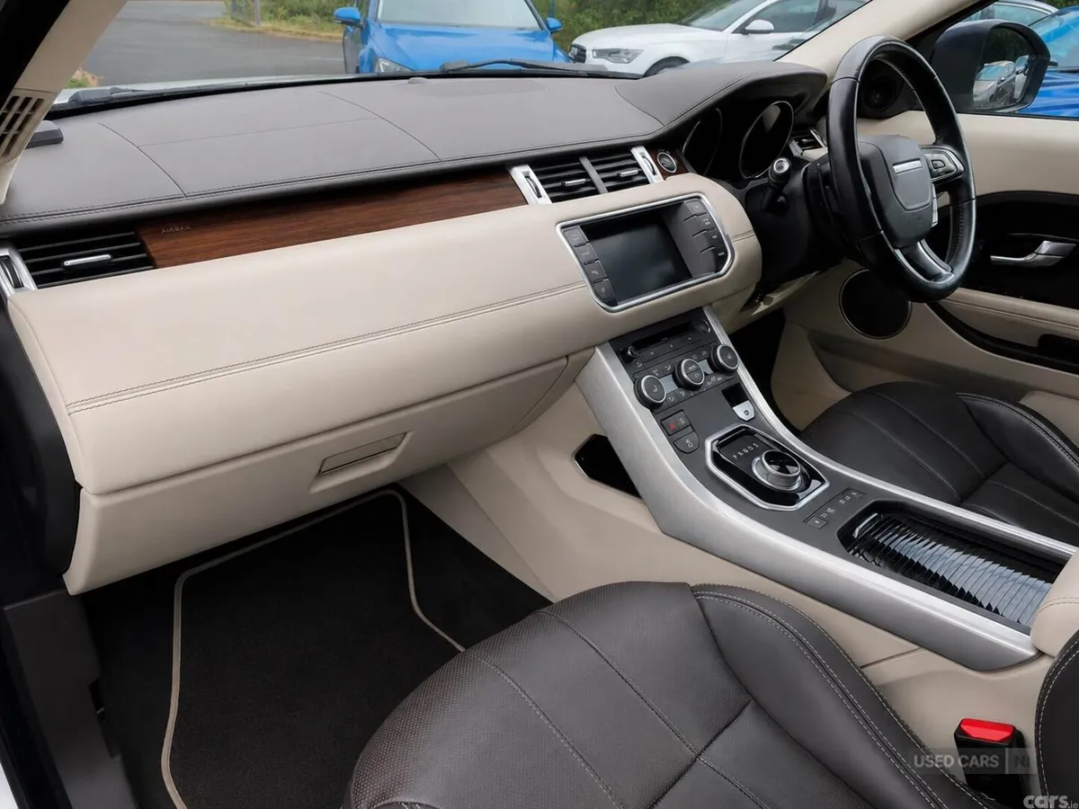 Land Rover Range Rover Evoque , Petrol, 2014, White