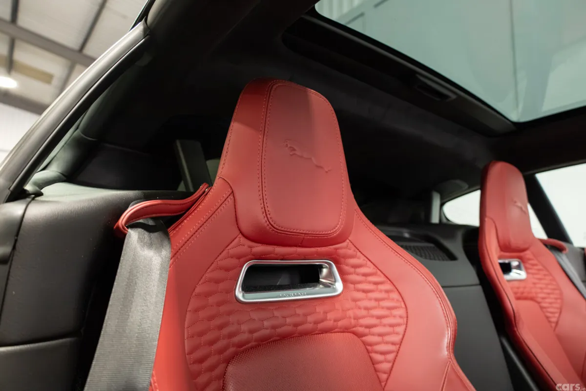 Jaguar F-Type Coupe, Petrol, 2021, Black