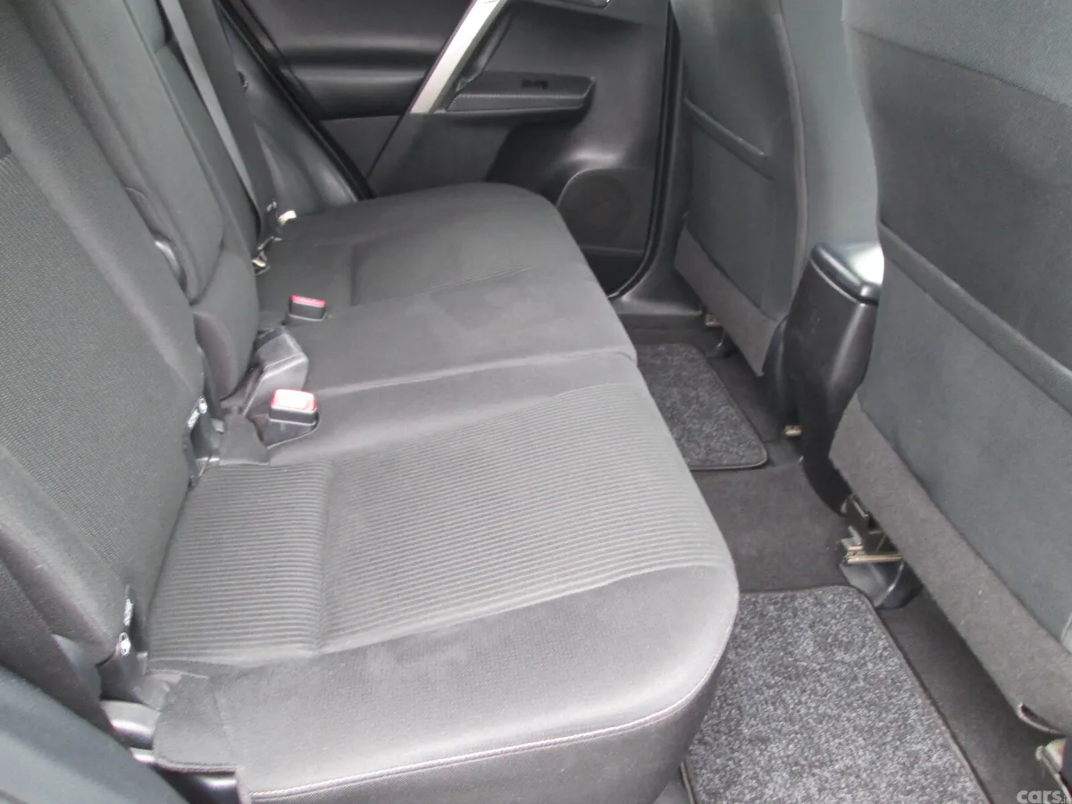 Toyota RAV4 SUV, Diesel, 2015, Grey