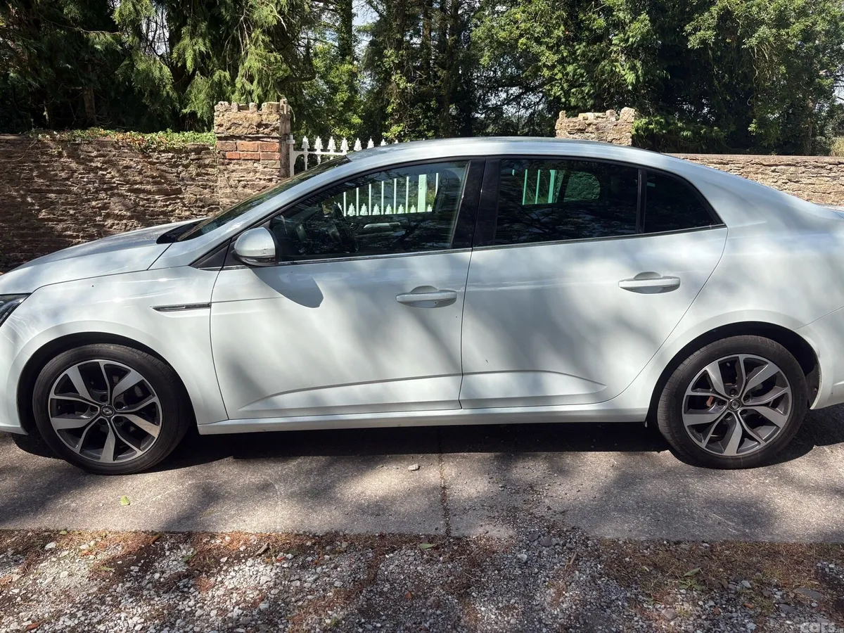 Renault Megane Saloon, Diesel, 2017, White