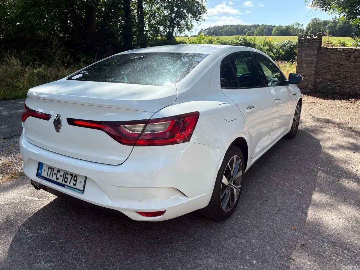 Renault Megane Saloon, Diesel, 2017, White