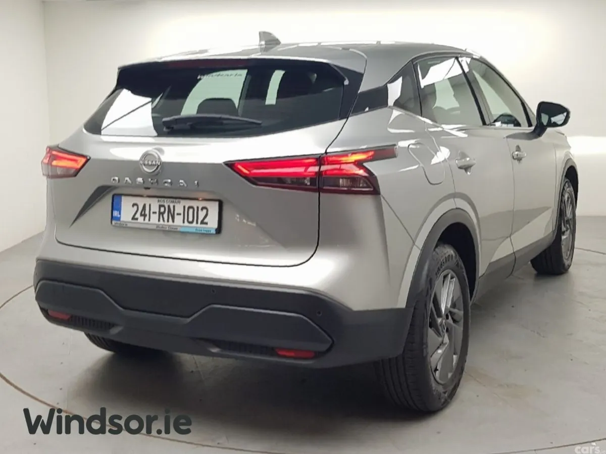 Nissan Qashqai MPV, Petrol, 2024, Grey