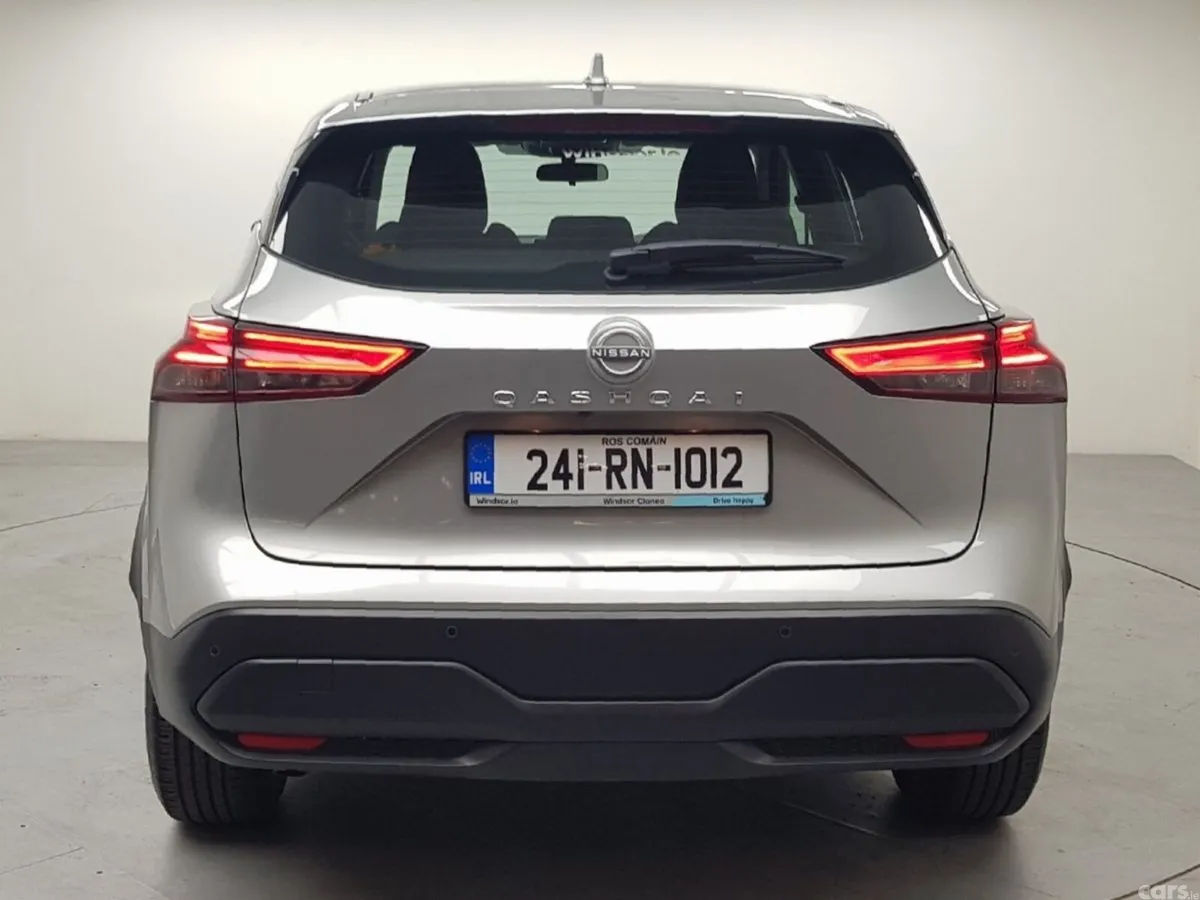 Nissan Qashqai MPV, Petrol, 2024, Grey