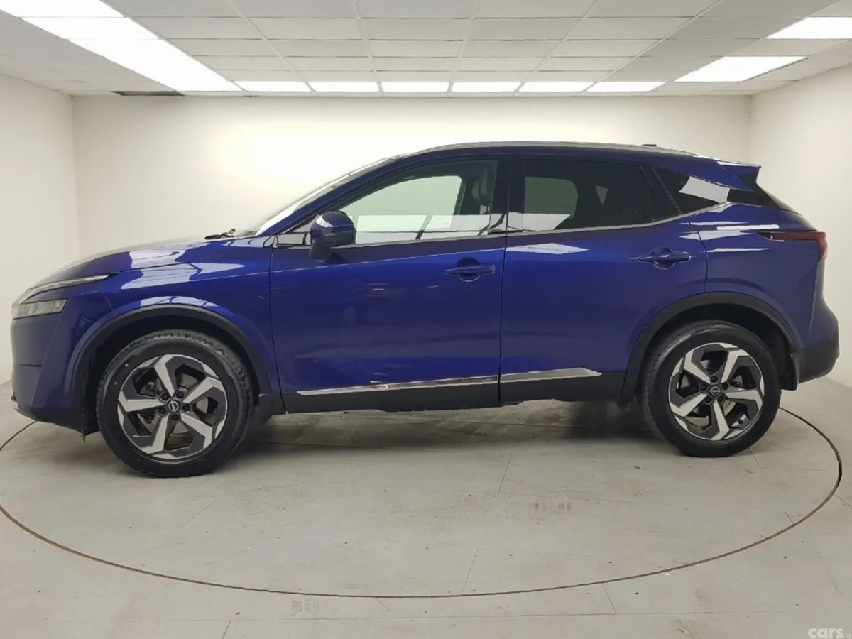 Nissan Qashqai MPV, Petrol, 2024, Blue