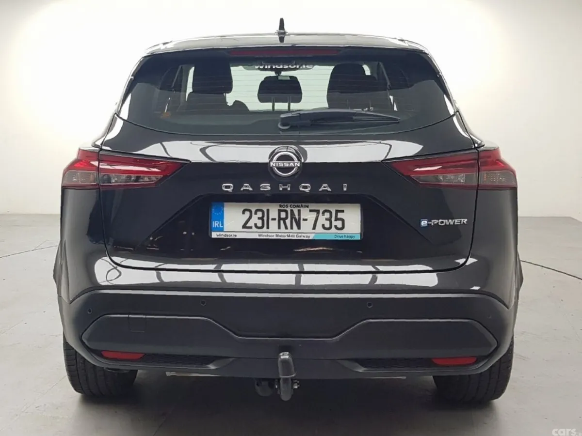 Nissan Qashqai MPV, Petrol, 2023, Black