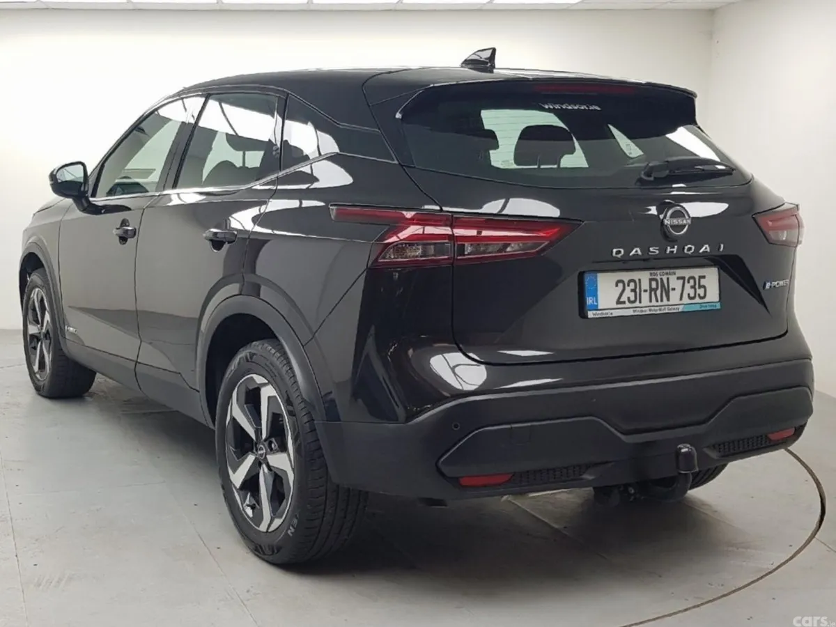 Nissan Qashqai MPV, Petrol, 2023, Black
