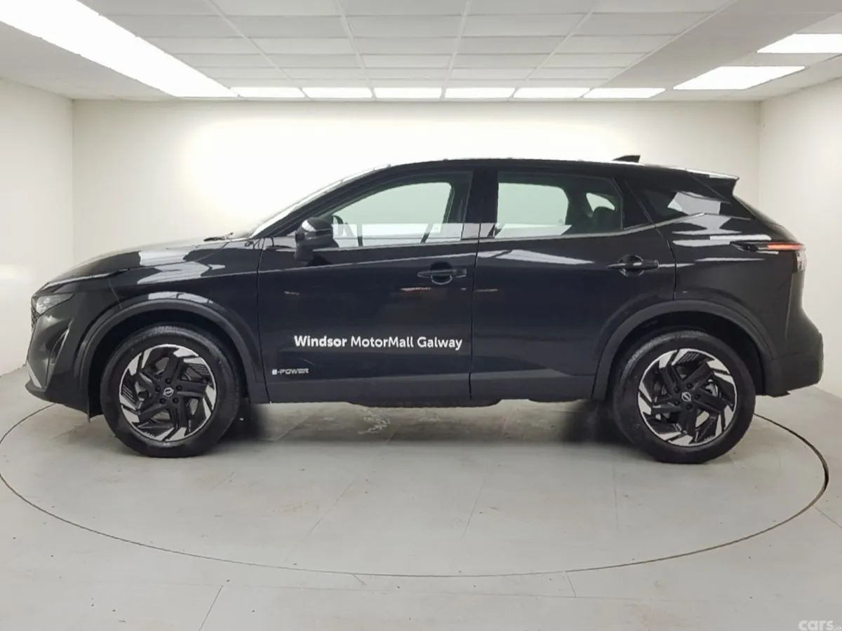 Nissan Qashqai MPV, Petrol Hybrid, 2026, Black