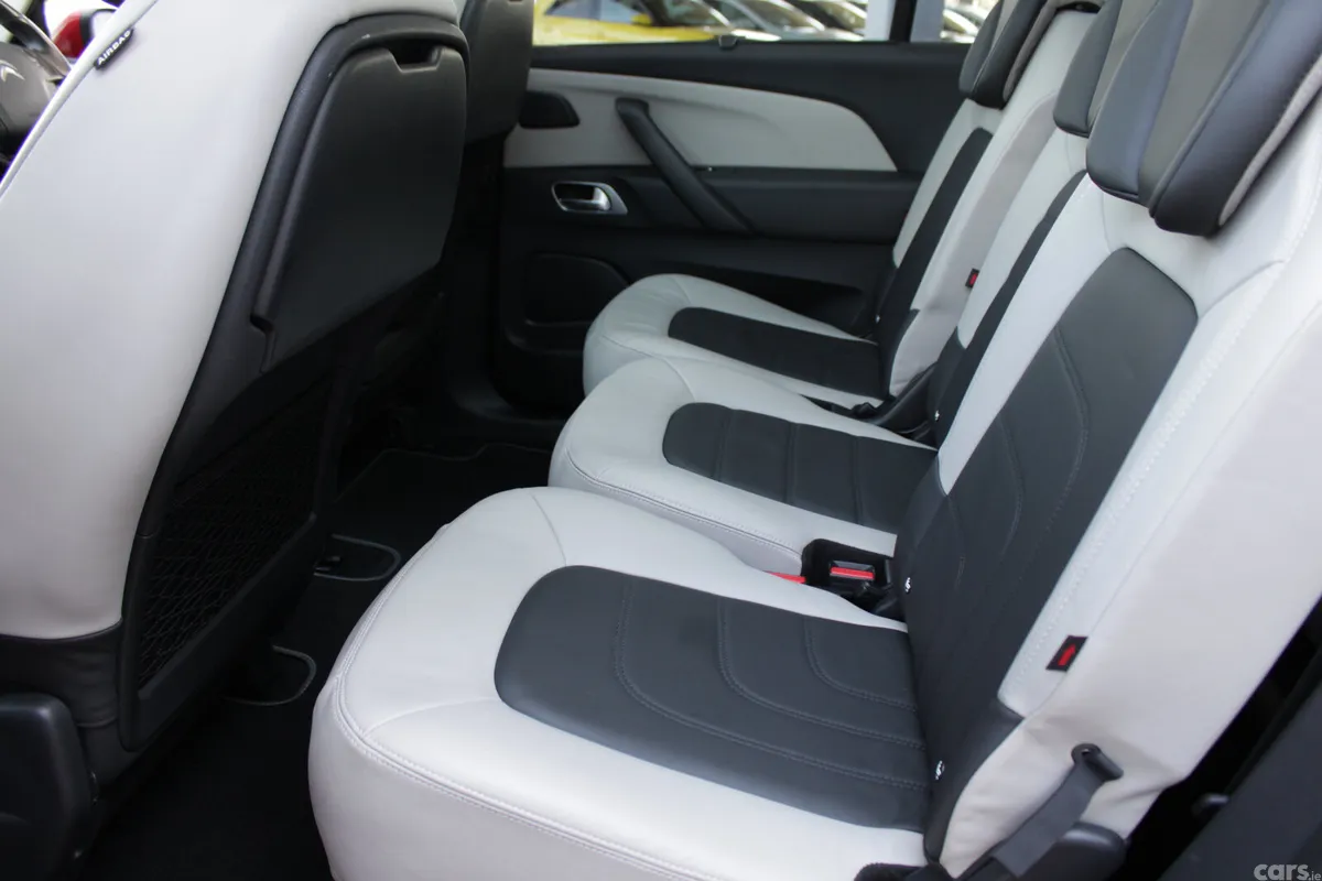 Citroen C4 Spacetourer MPV, Diesel, 2019, Red