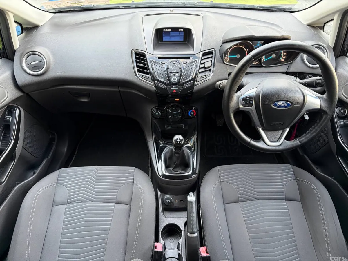 Ford Fiesta Hatchback, Petrol, 2015, Black