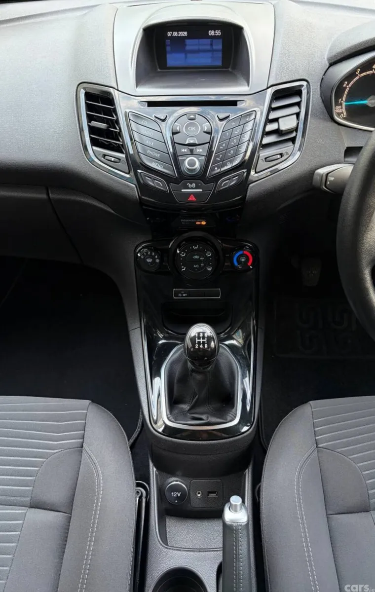 Ford Fiesta Hatchback, Petrol, 2015, Black
