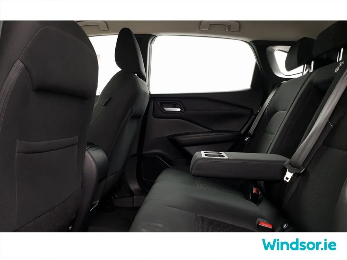 Nissan Qashqai MPV, Petrol, 2024, Blue