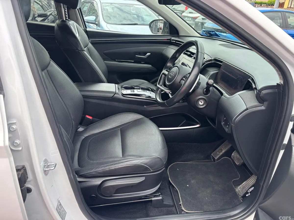 Hyundai Tucson SUV, Petrol Plug-in Hybrid, 2023, White