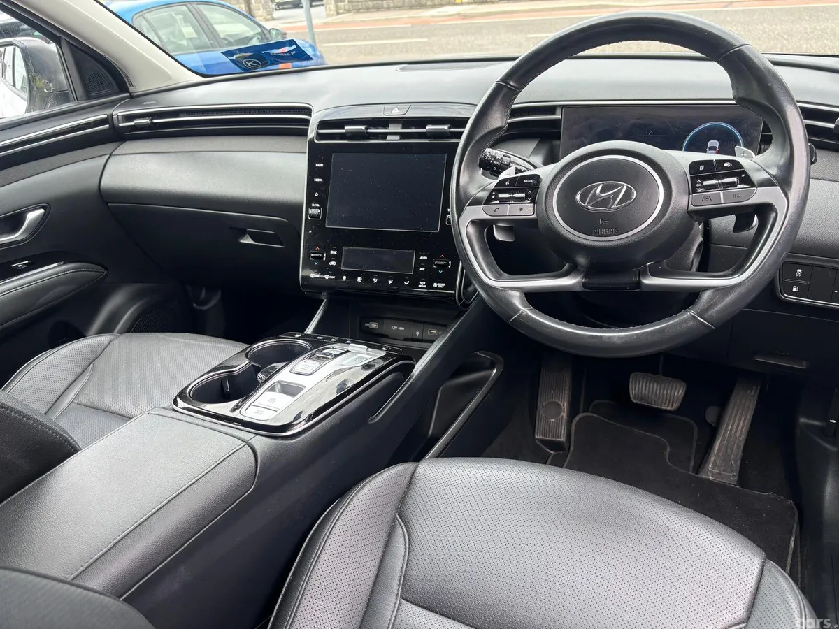 Hyundai Tucson SUV, Petrol Plug-in Hybrid, 2023, White