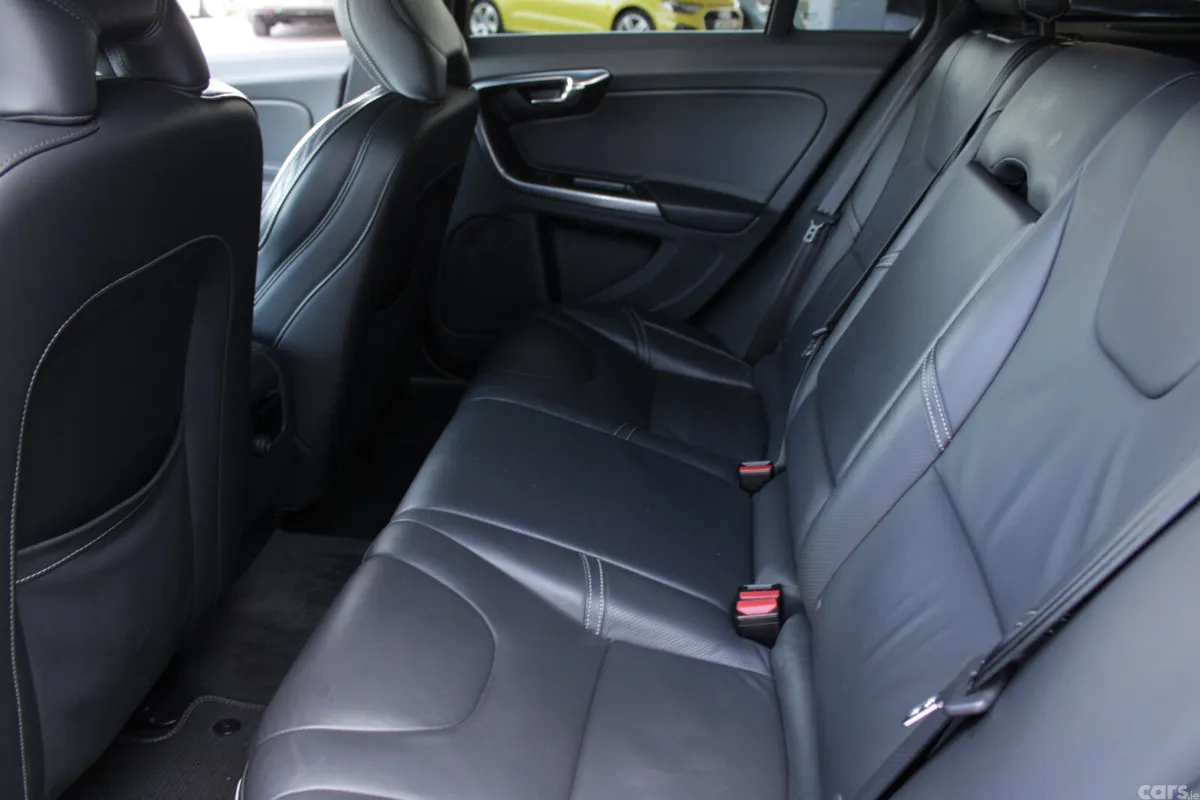 Volvo V60 Estate, Diesel, 2017, Black
