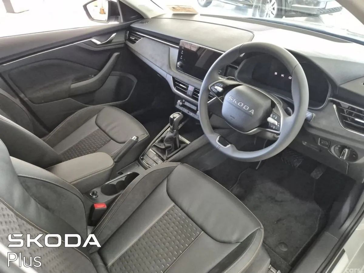 Skoda Scala Hatchback, Petrol, 2027, Grey
